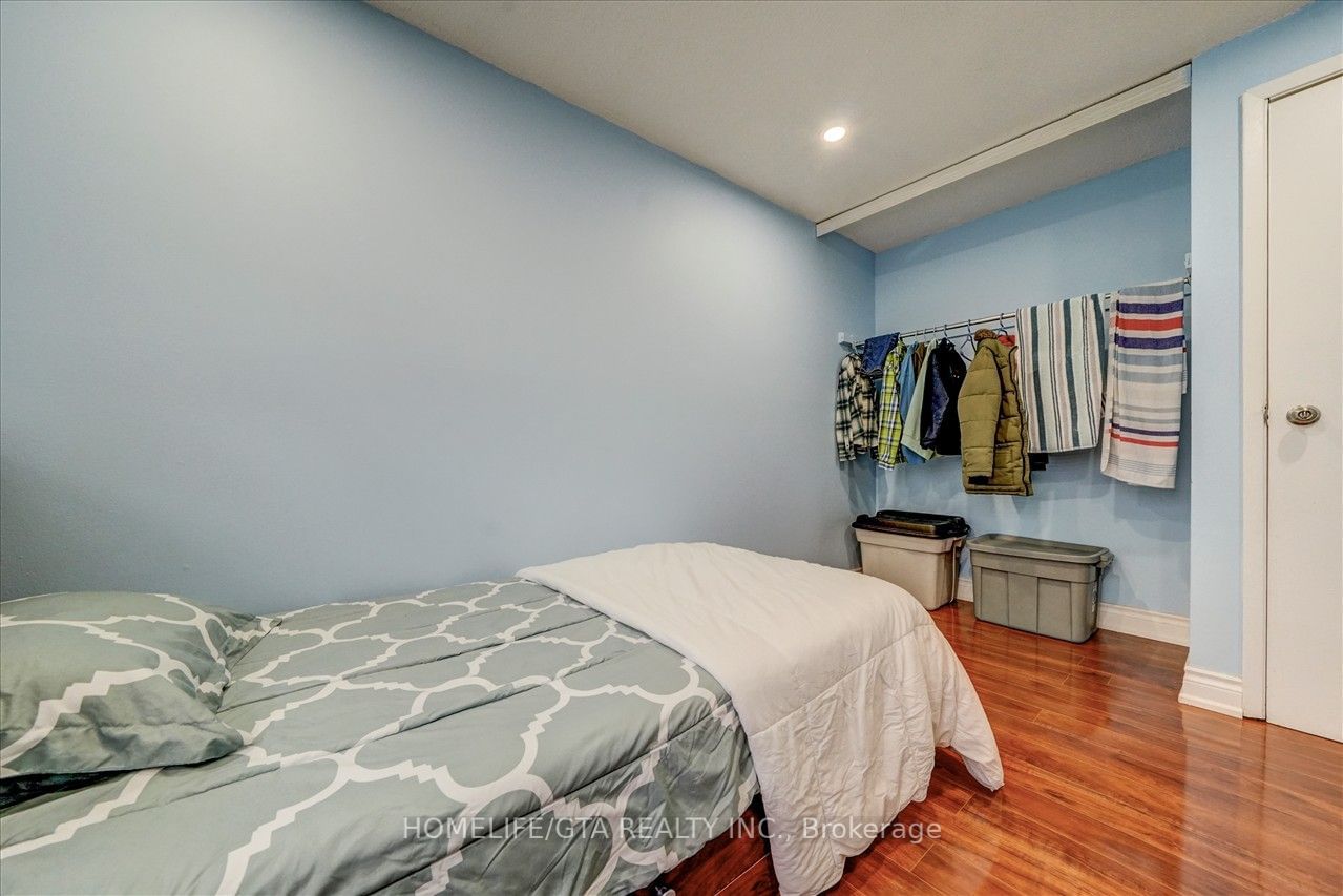 540 Dorchester Dr, unit 39 for sale - image #24