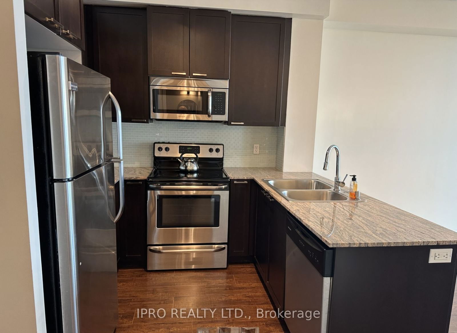 1328 Birchmount Rd, unit 609 for sale - image #8