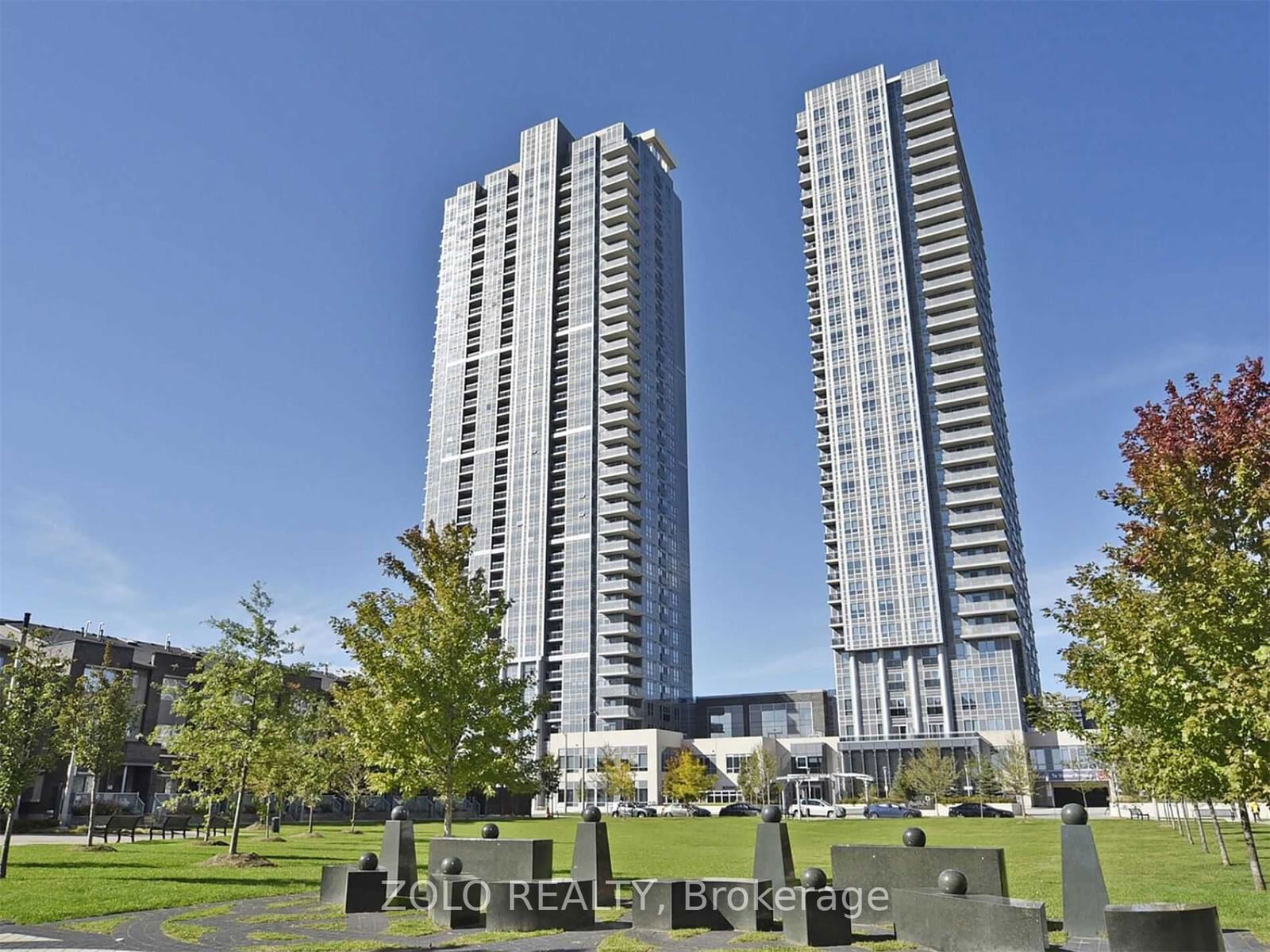 275 Village Green Sq, unit 420 for sale - image #1