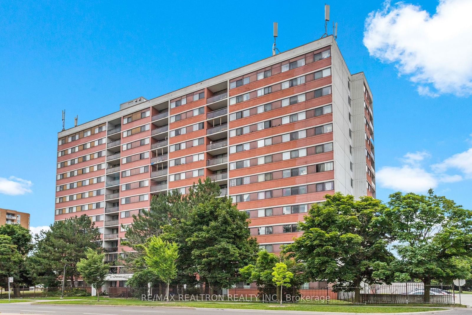 10 Tapscott Rd, unit 1110 for sale