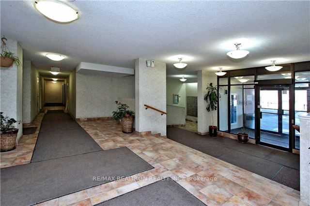 10 Tapscott Rd, unit 1110 for sale - image #9