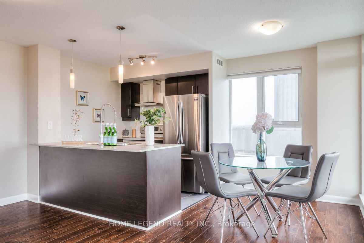 25 Town Centre Crt, unit 1502 for sale - image #5