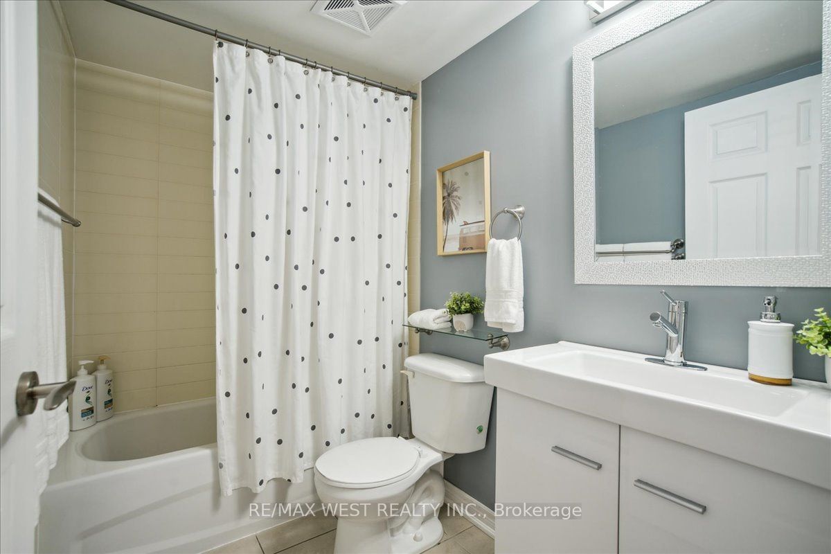 280 Donlands Ave, unit 603 for sale - image #7