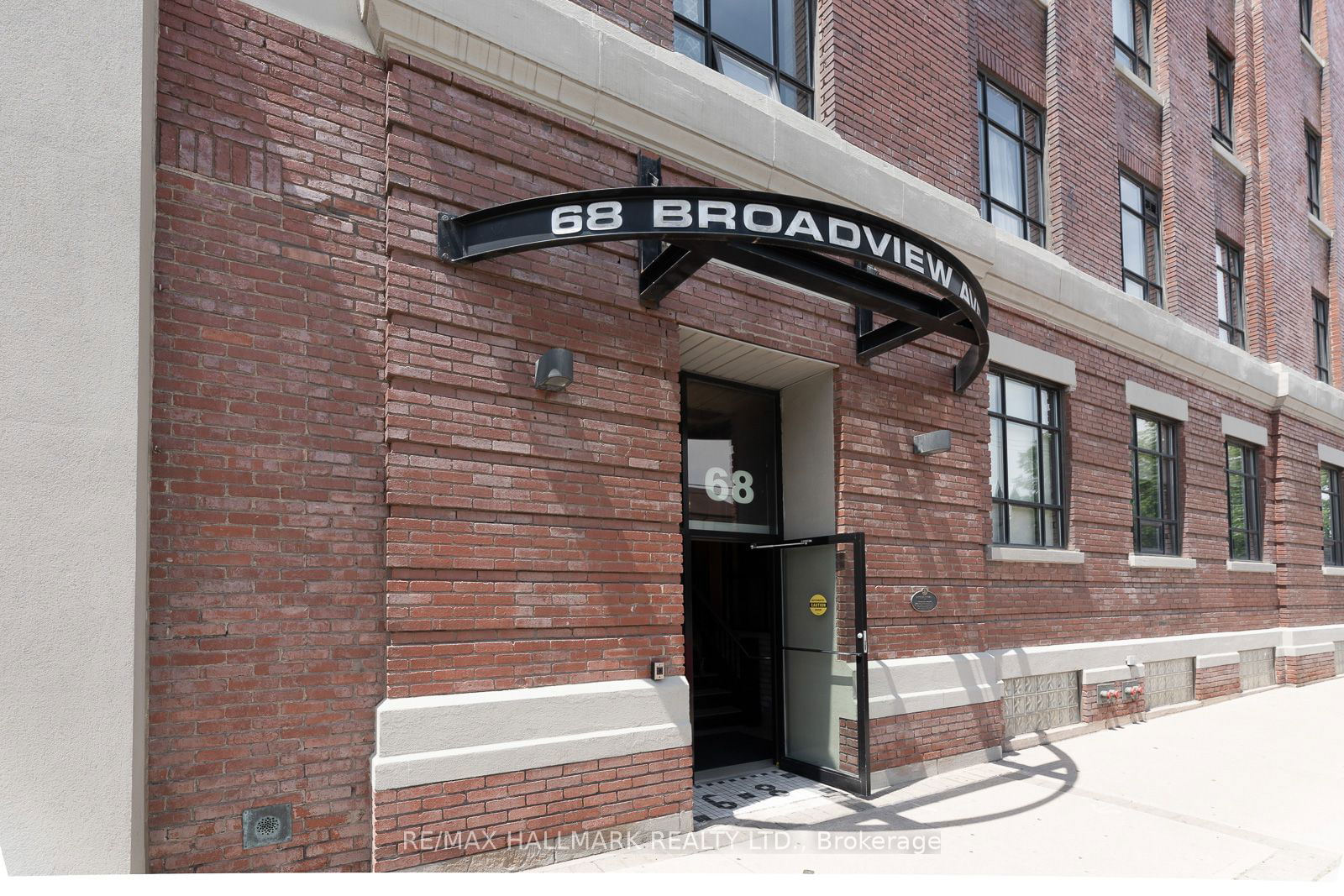 68 Broadview Ave, unit 217 for sale - image #2