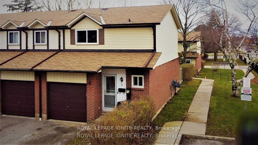 31 Parker Cres, unit 17 for sale - image #1