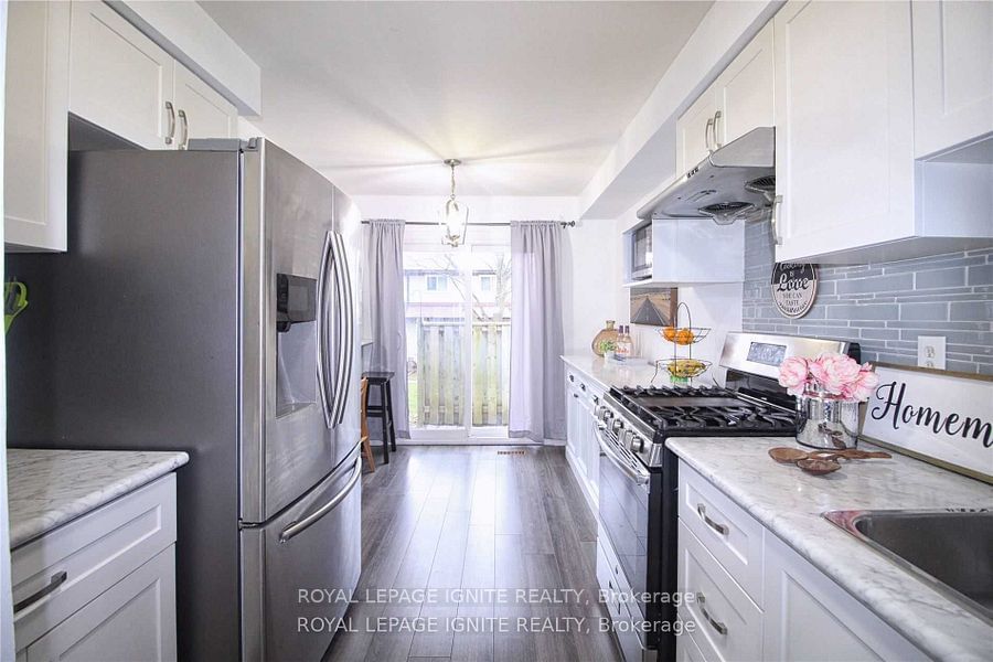 31 Parker Cres, unit 17 for sale - image #7