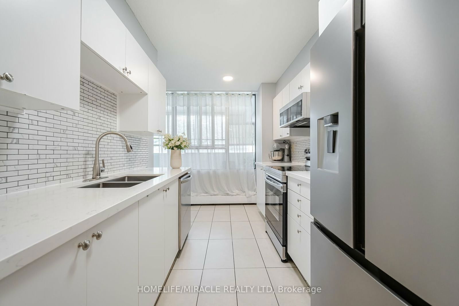 5580 Sheppard Ave E, unit 305 for sale