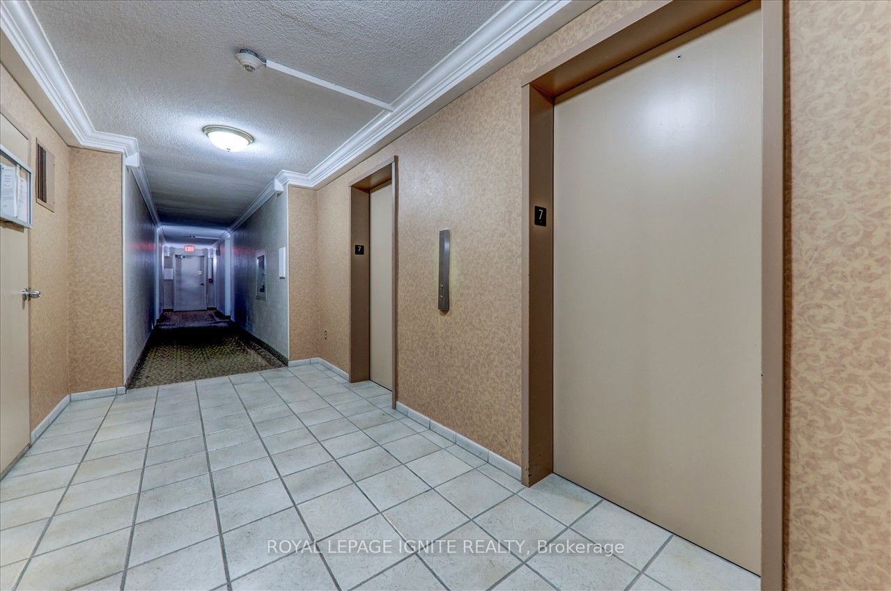 25 Silver Springs Blvd, unit 709 for sale - image #8