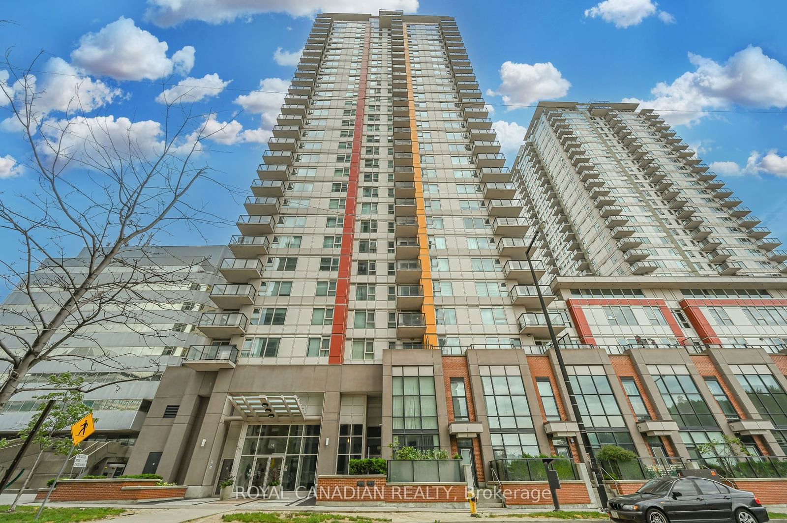 25 Town Centre Crt, unit 701 for sale - image #1