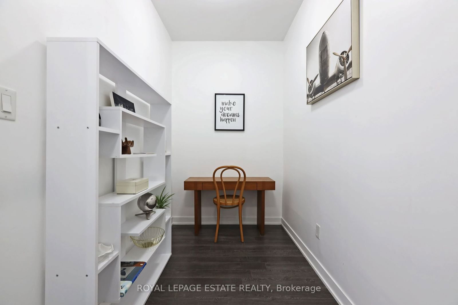 3560 St. Clair Ave E, unit 117 for sale - image #7