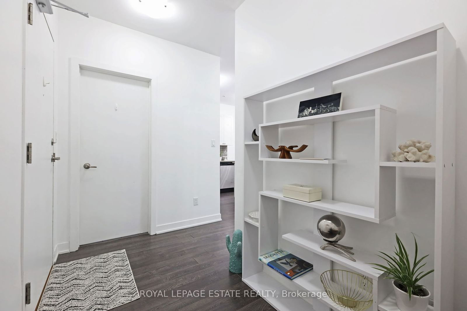 3560 St. Clair Ave E, unit 117 for sale - image #9