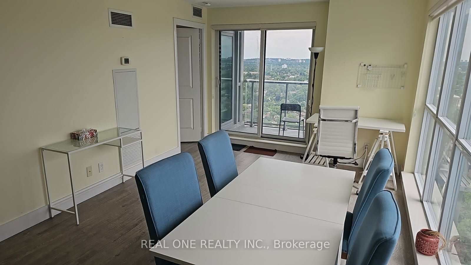 50 Town Centre Crt, unit 2902 for rent - image #3