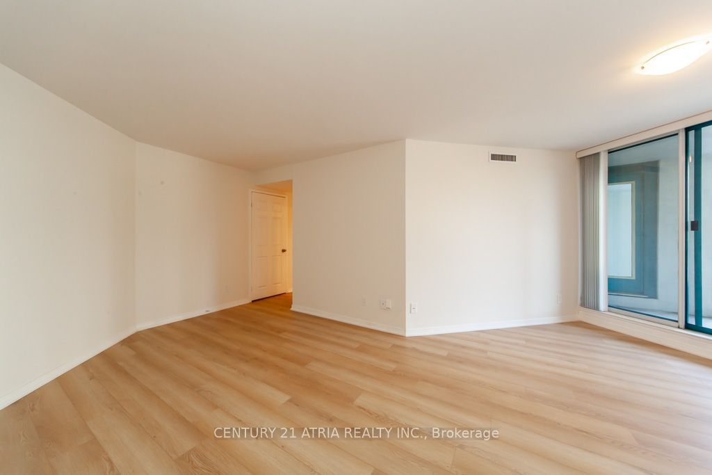 4725 Sheppard Ave E, unit 301 for sale - image #19