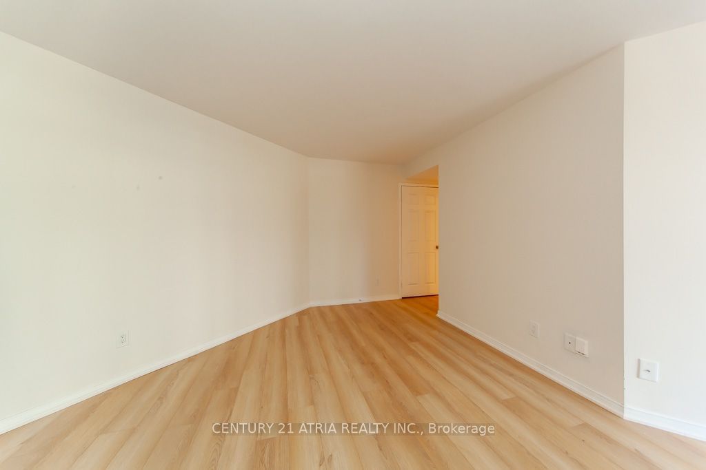 4725 Sheppard Ave E, unit 301 for sale - image #20