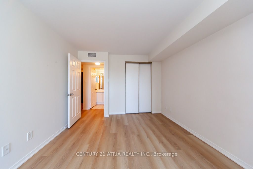 4725 Sheppard Ave E, unit 301 for sale - image #27