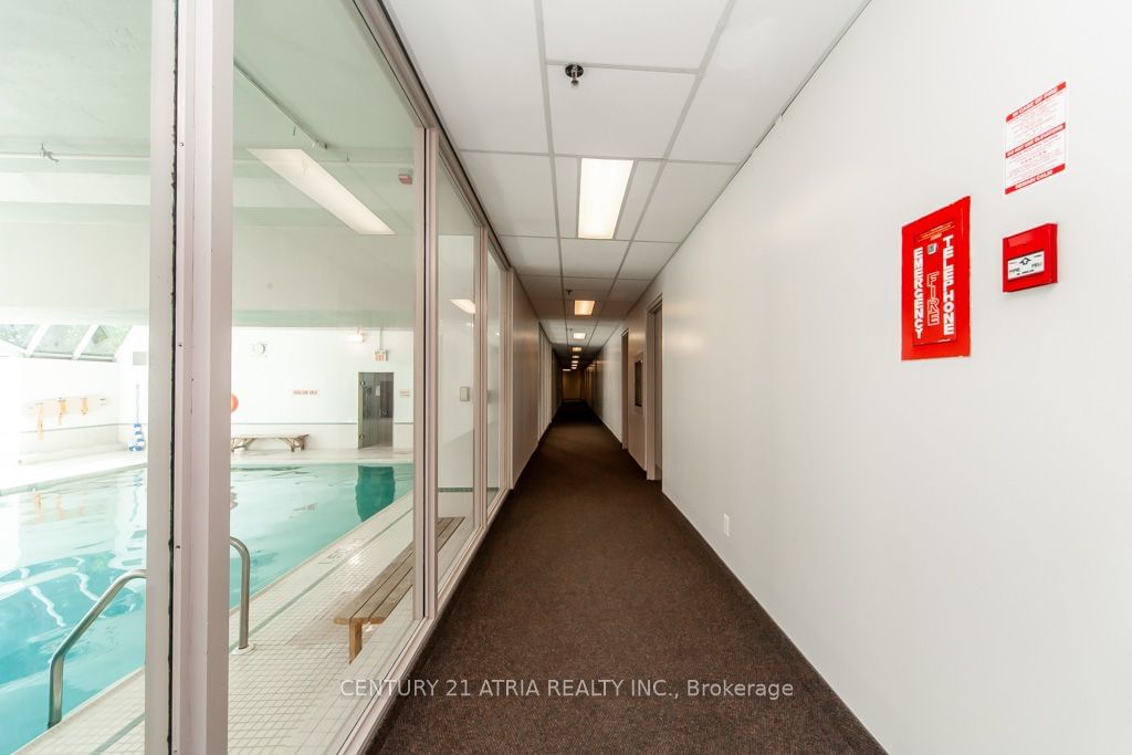 4725 Sheppard Ave E, unit 301 for sale