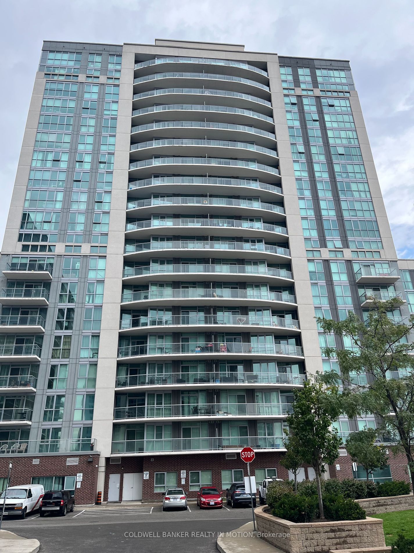 1328 Birchmount Rd S, unit 701 for sale - image #2