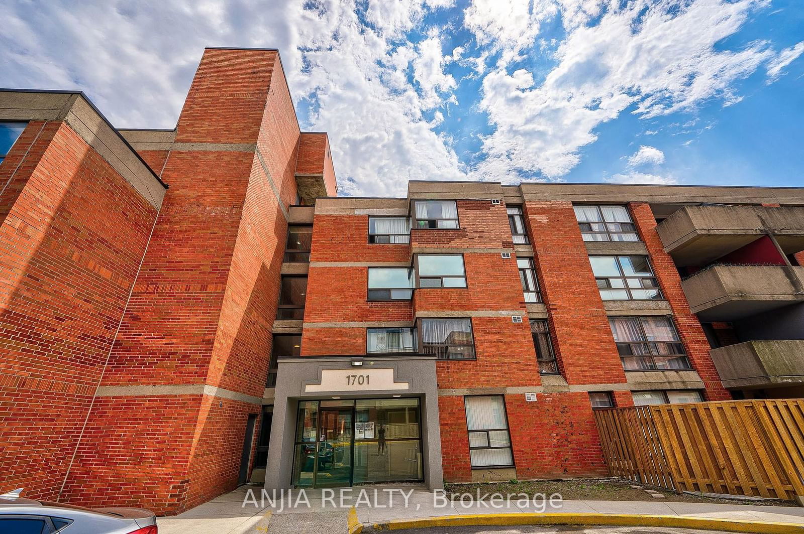 1701 Mccowan Rd, unit 111 for sale - image #3