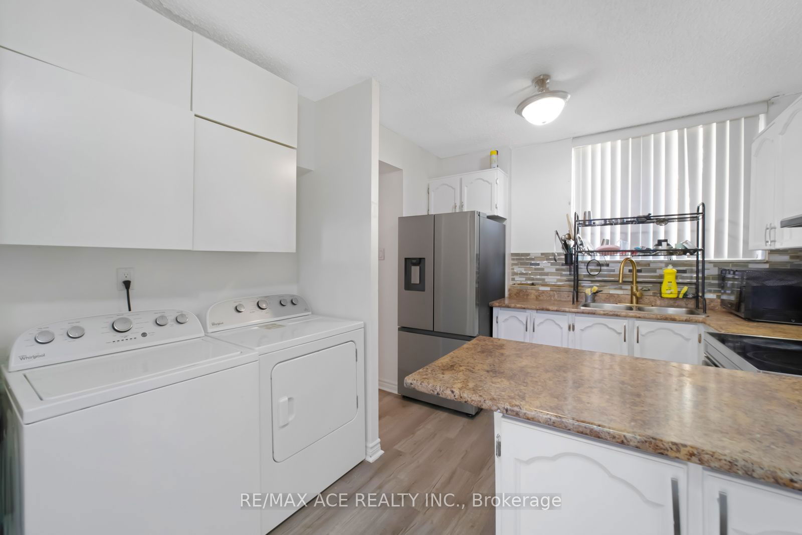 665 Kennedy Rd, unit 101 for sale