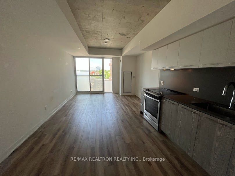 30 Baseball Pl, unit 632 for sale - image #1