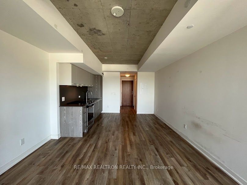 30 Baseball Pl, unit 632 for sale - image #5