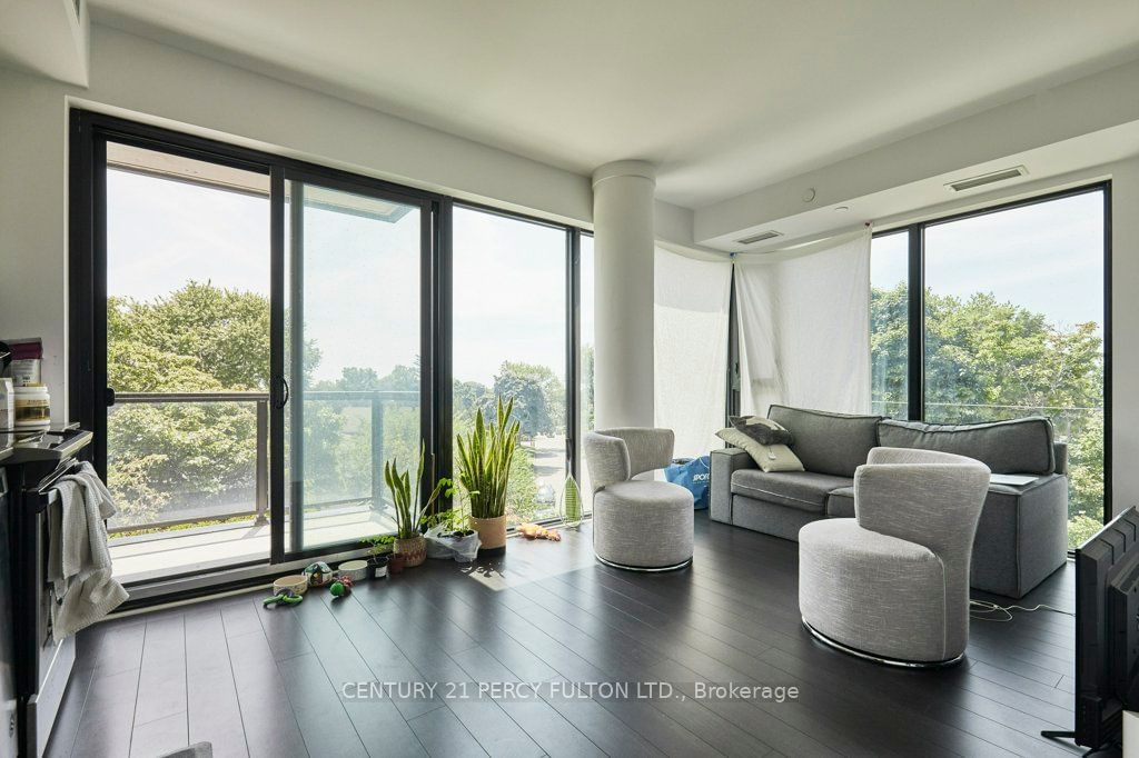 2799 Kingston Rd, unit 305 for sale - image #3