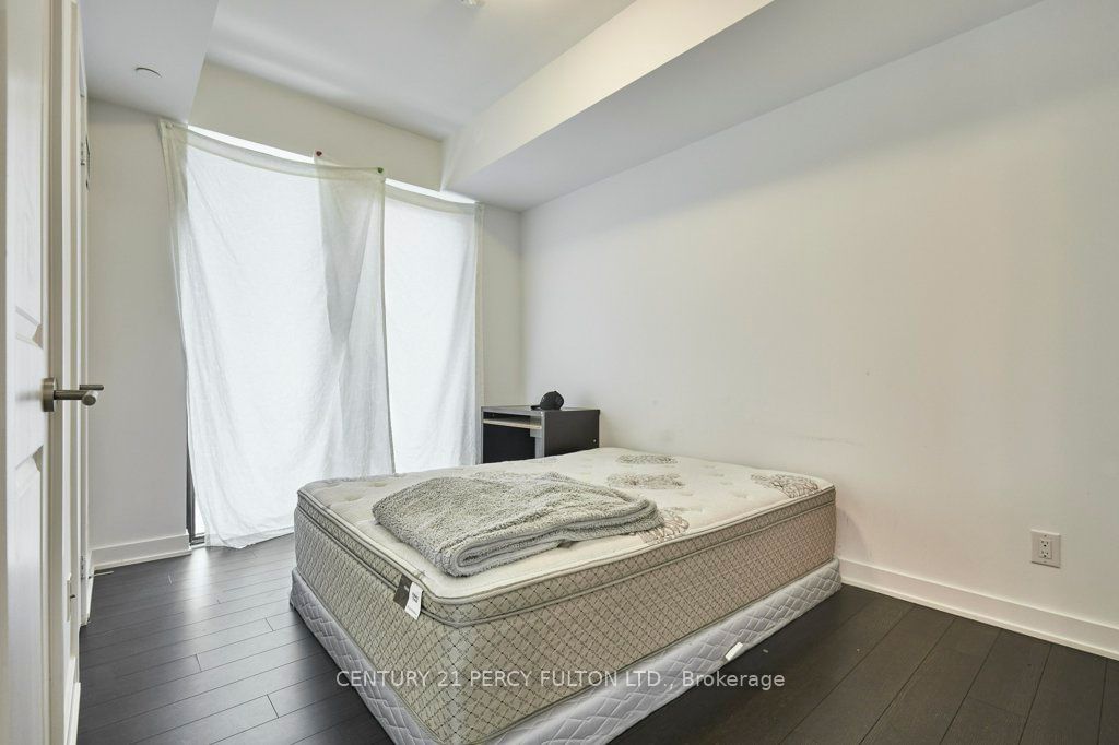 2799 Kingston Rd, unit 305 for sale - image #7