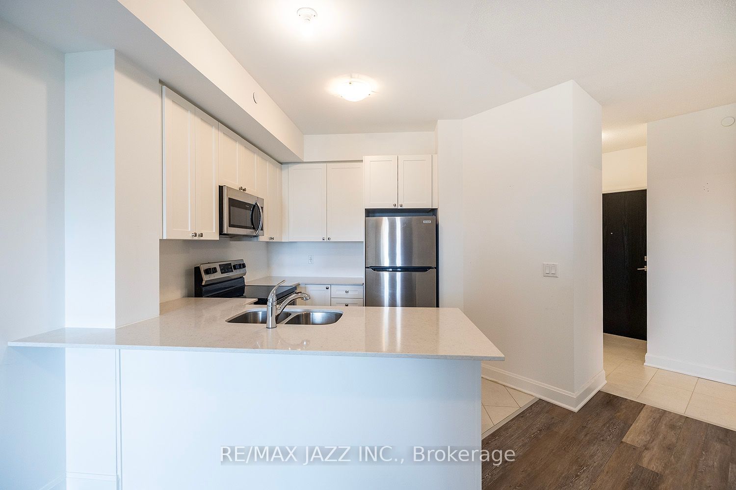 50 Lakebreeze Dr, unit 401 for sale - image #7