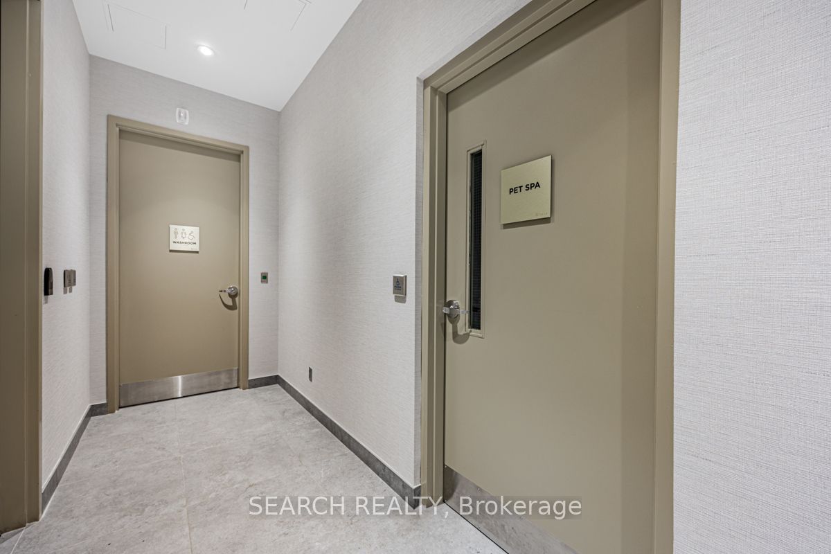 2369 Danforth Ave, unit 218 for sale - image #24