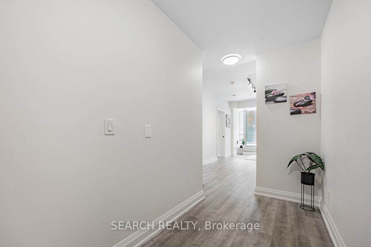 2369 Danforth Ave, unit 218 for sale - image #4