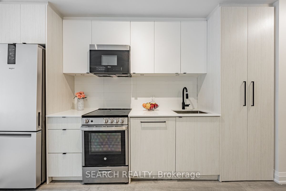 2369 Danforth Ave, unit 218 for sale - image #8