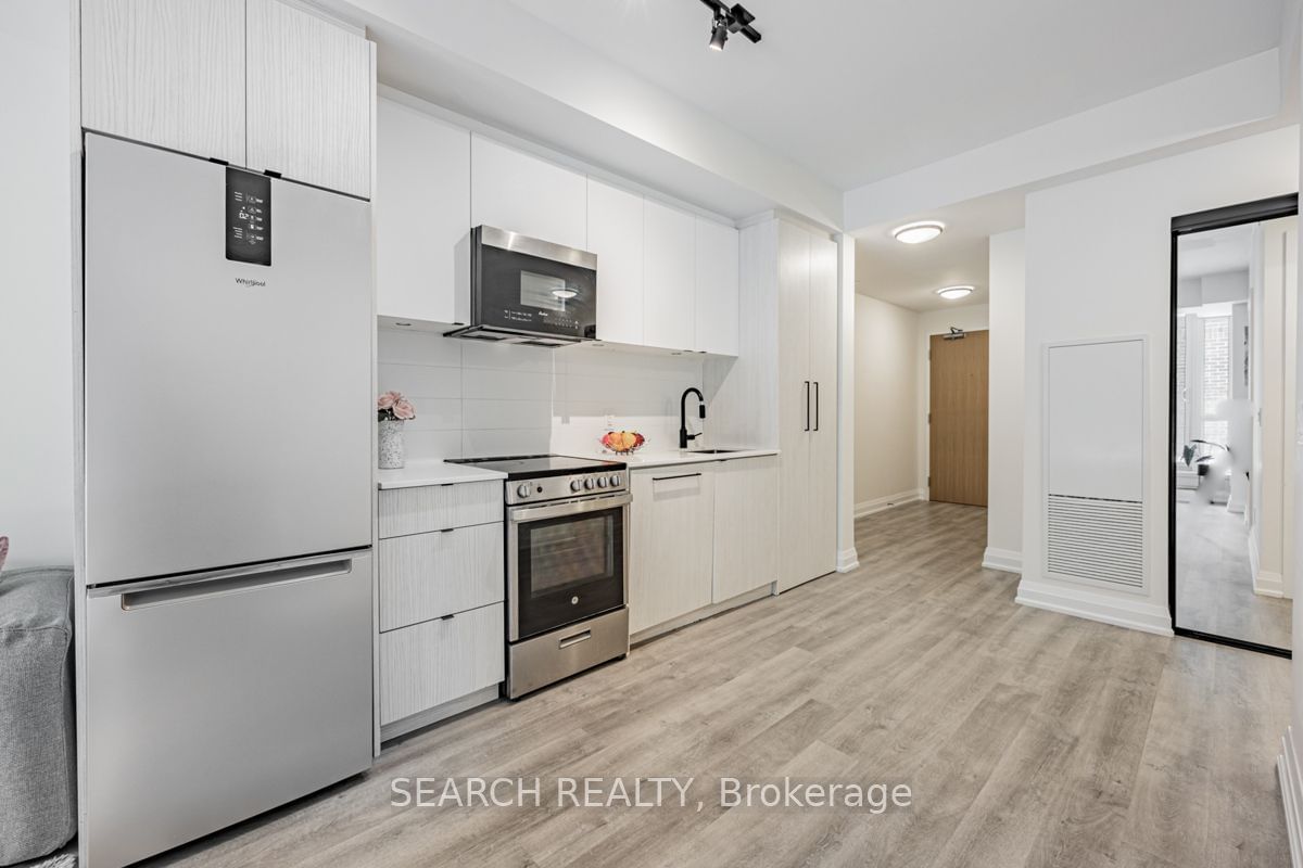 2369 Danforth Ave, unit 218 for sale - image #9