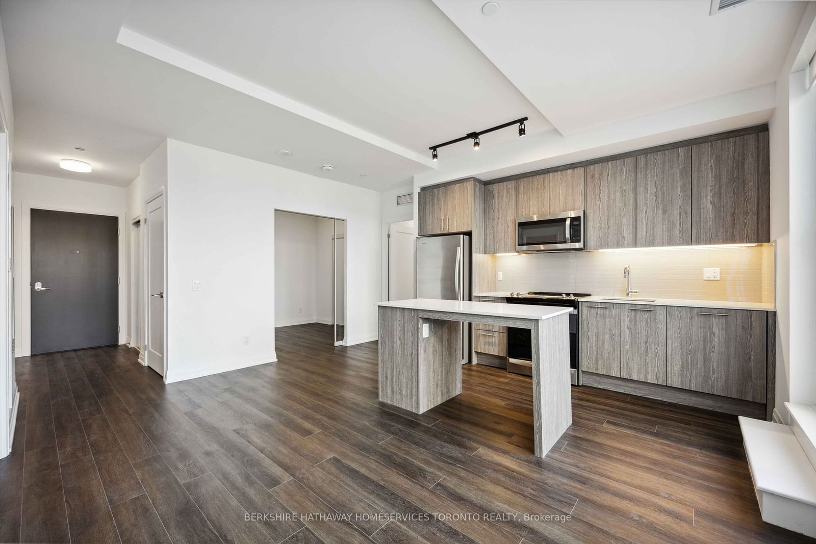 286 Main St, unit 318 for sale - image #4