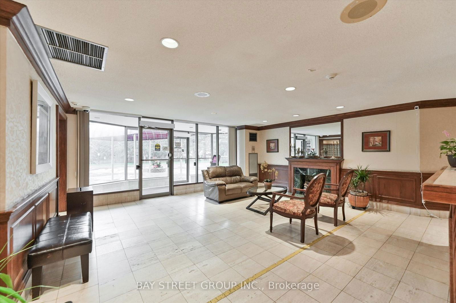 30 Thunder Grve, unit 1708 for sale - image #5