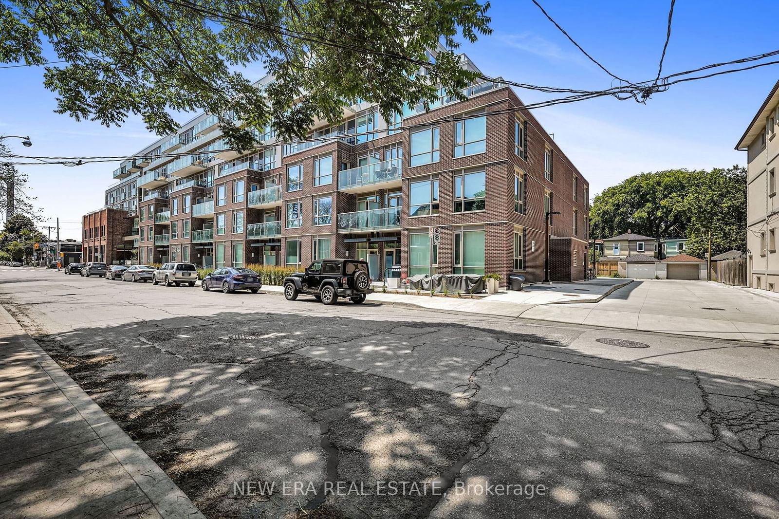 150 Logan Ave, unit 301 for sale - image #4