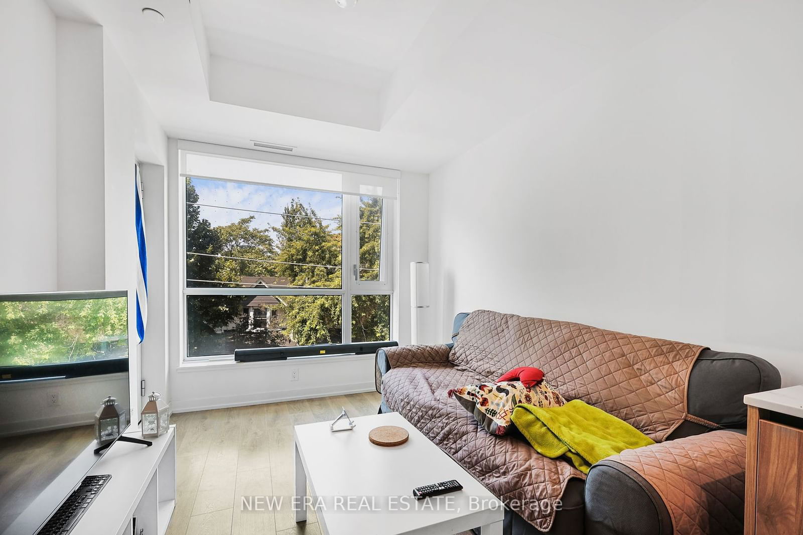 150 Logan Ave, unit 301 for sale - image #5