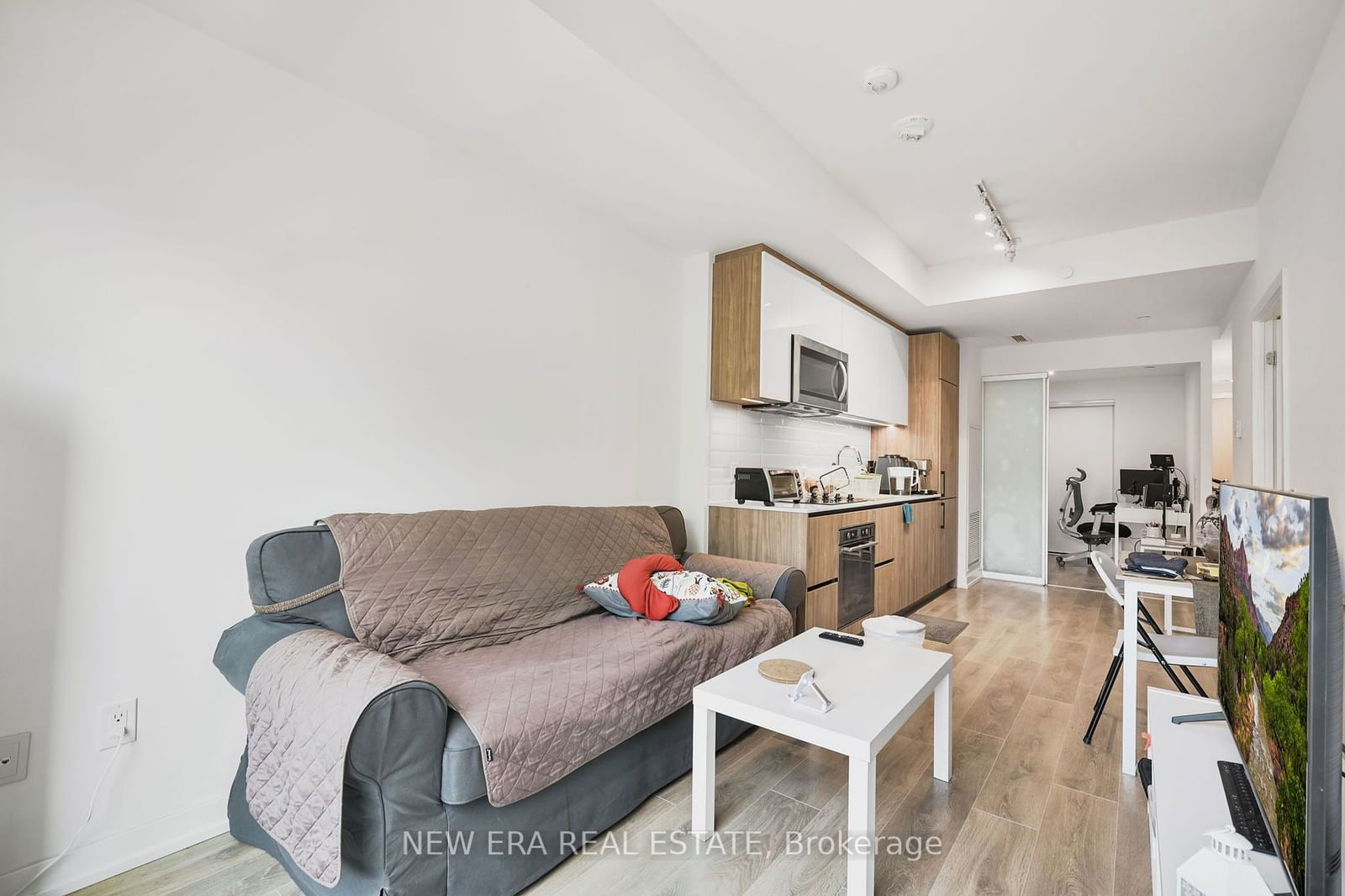 150 Logan Ave, unit 301 for sale - image #7