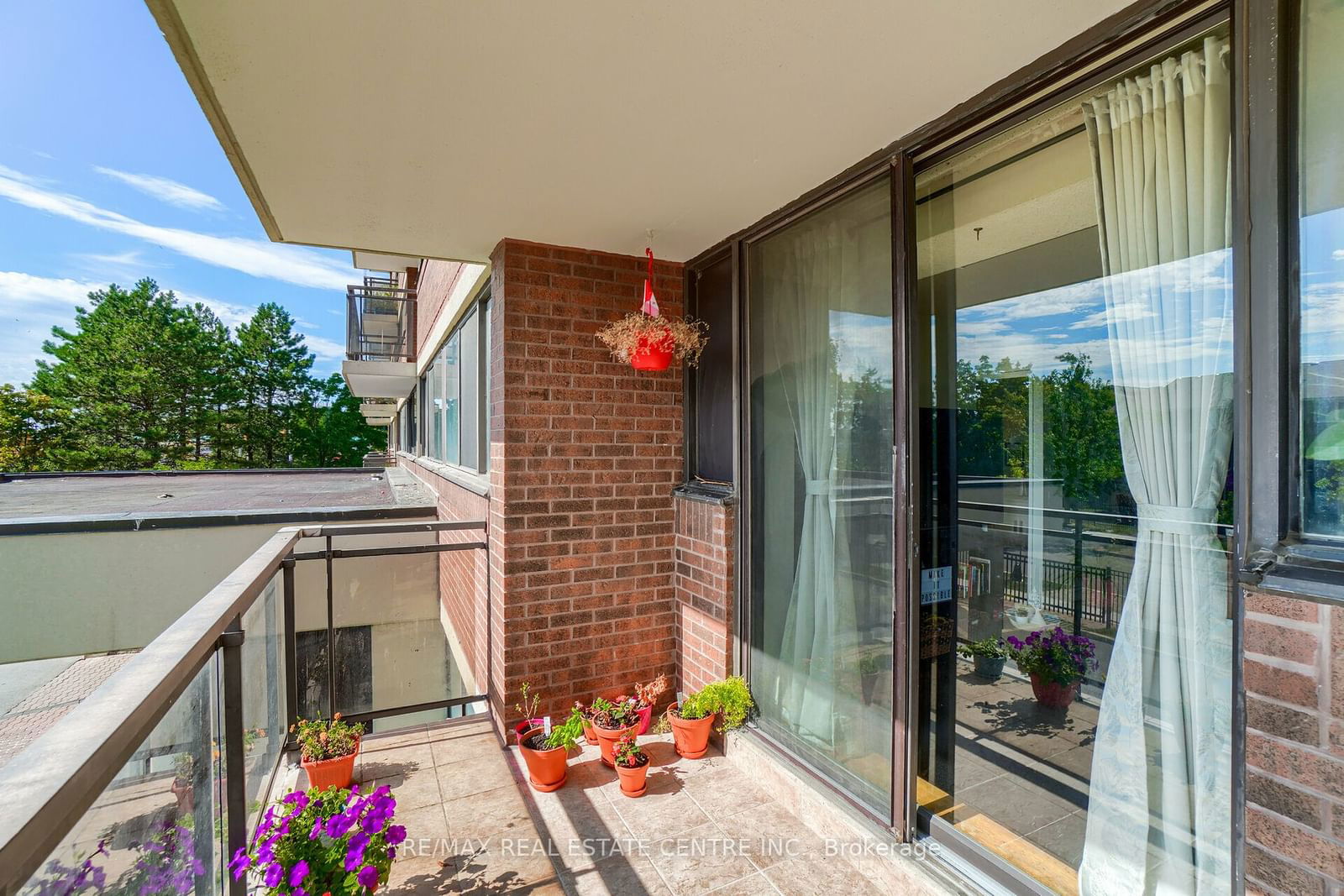 99 Blackwell Ave, unit 208 for sale - image #34