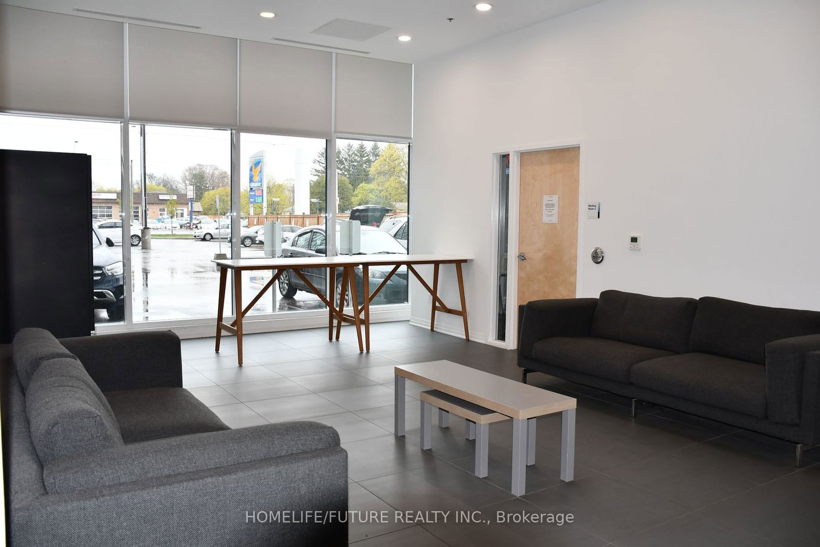 1900 Simcoe St, unit 629 for sale - image #2