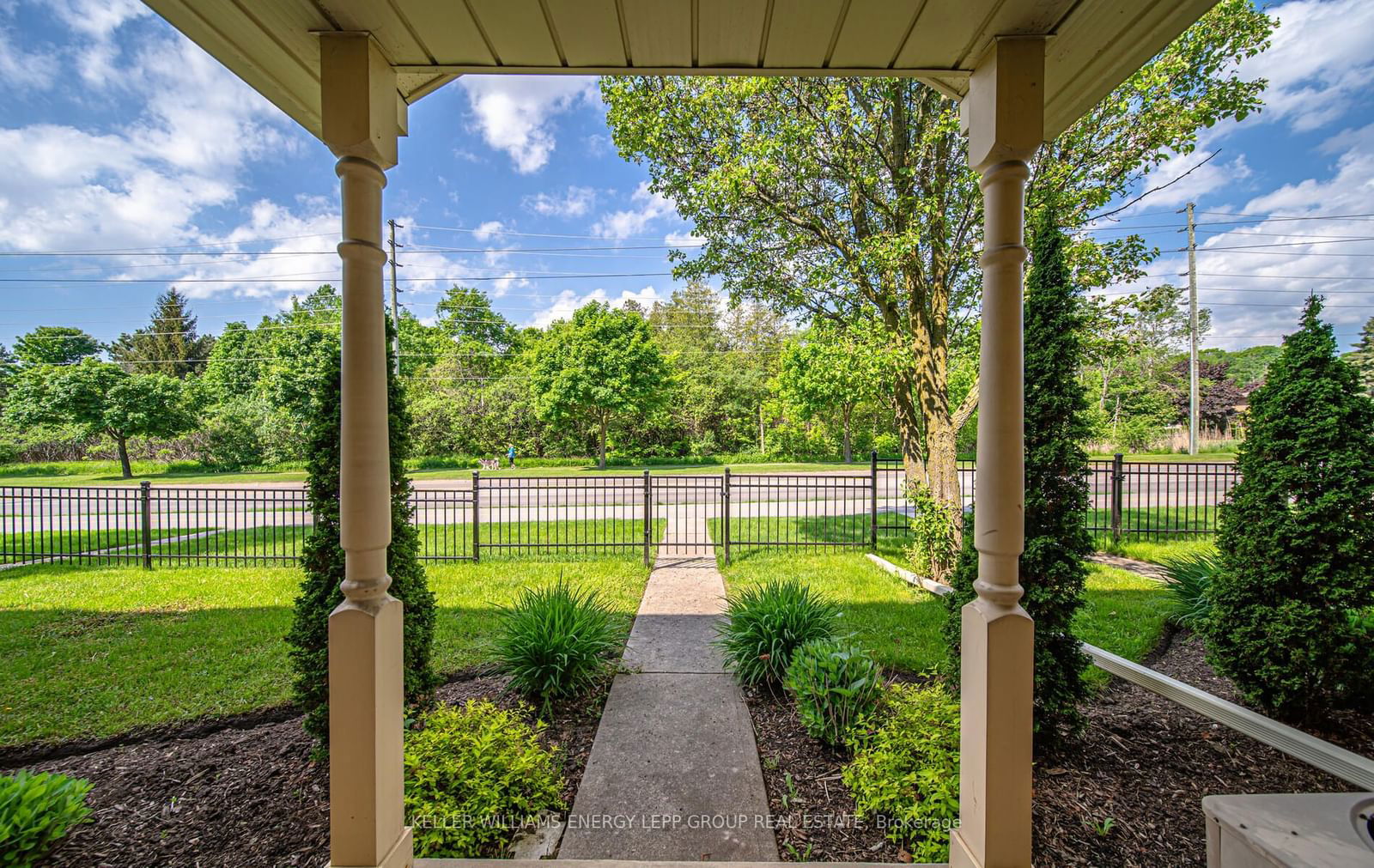 Camelot Townhomes, Oshawa, Toronto