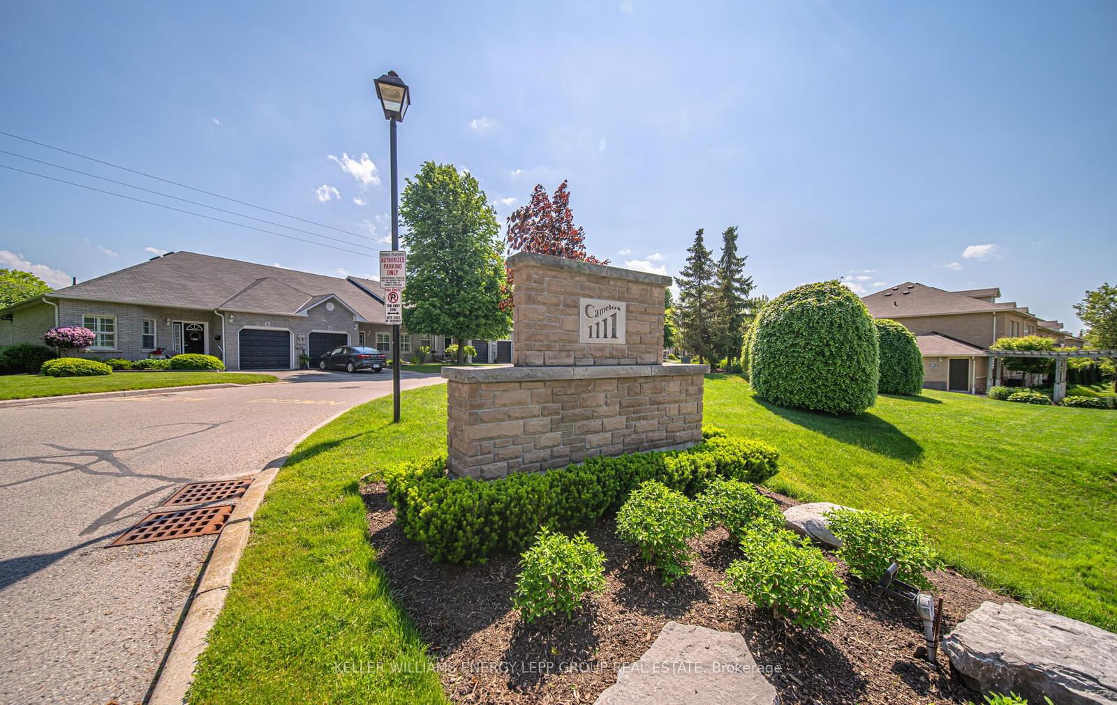 Camelot Townhomes, Oshawa, Toronto