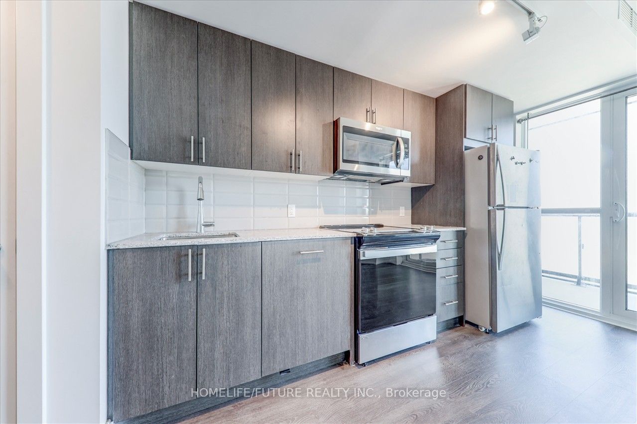 2550 Simcoe St, unit 1007 for sale