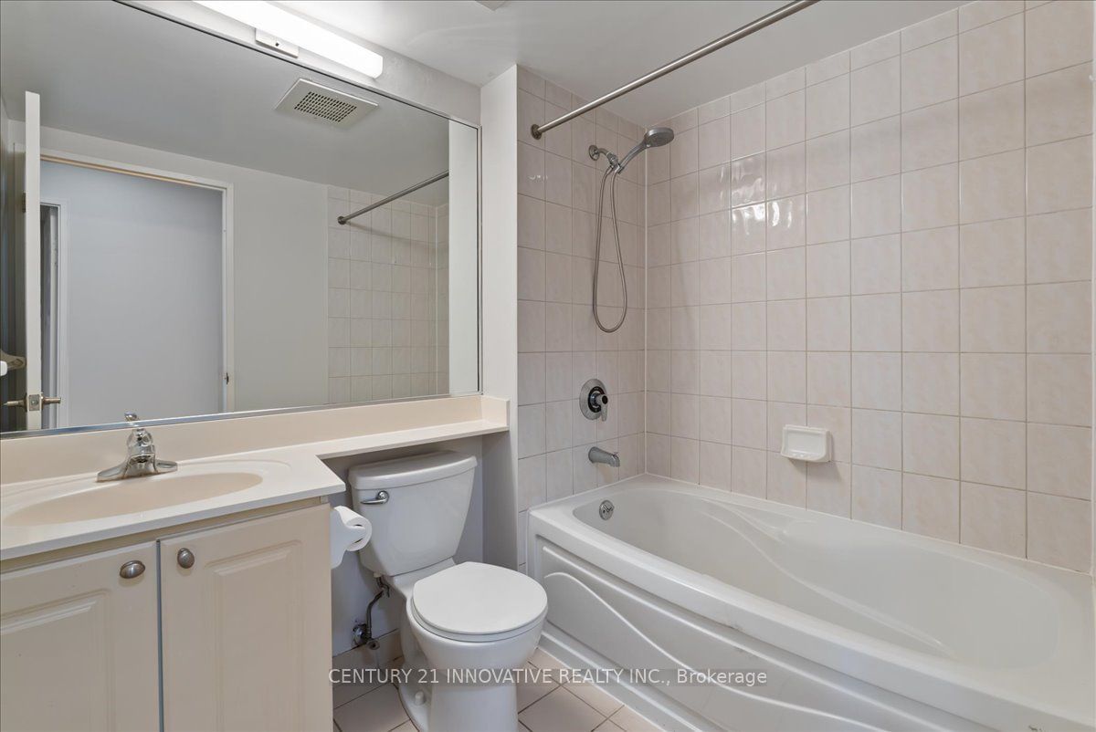 18 Lee Centre Dr, unit 1013 for sale - image #23