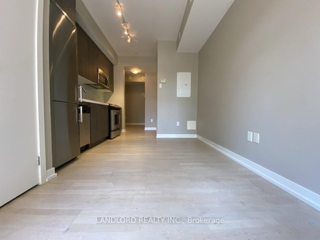 150 Broadview Ave, unit 14 for rent - image #6