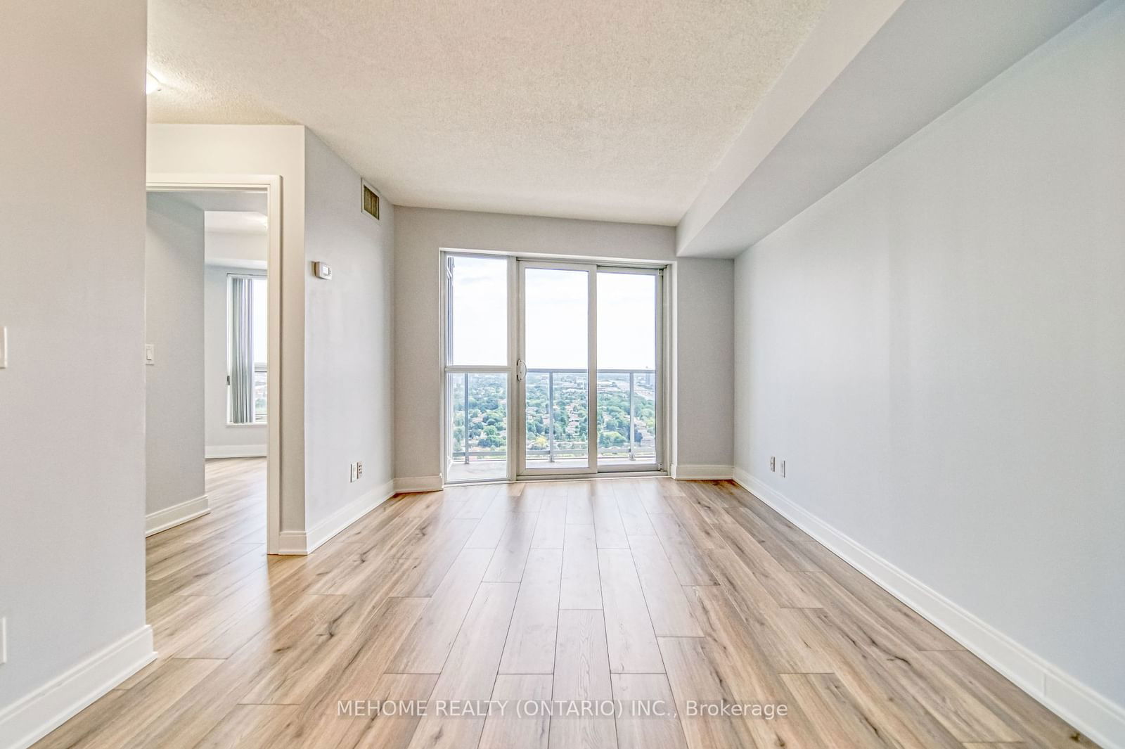 135 Village Green Sq, unit 3525 for sale - image #16