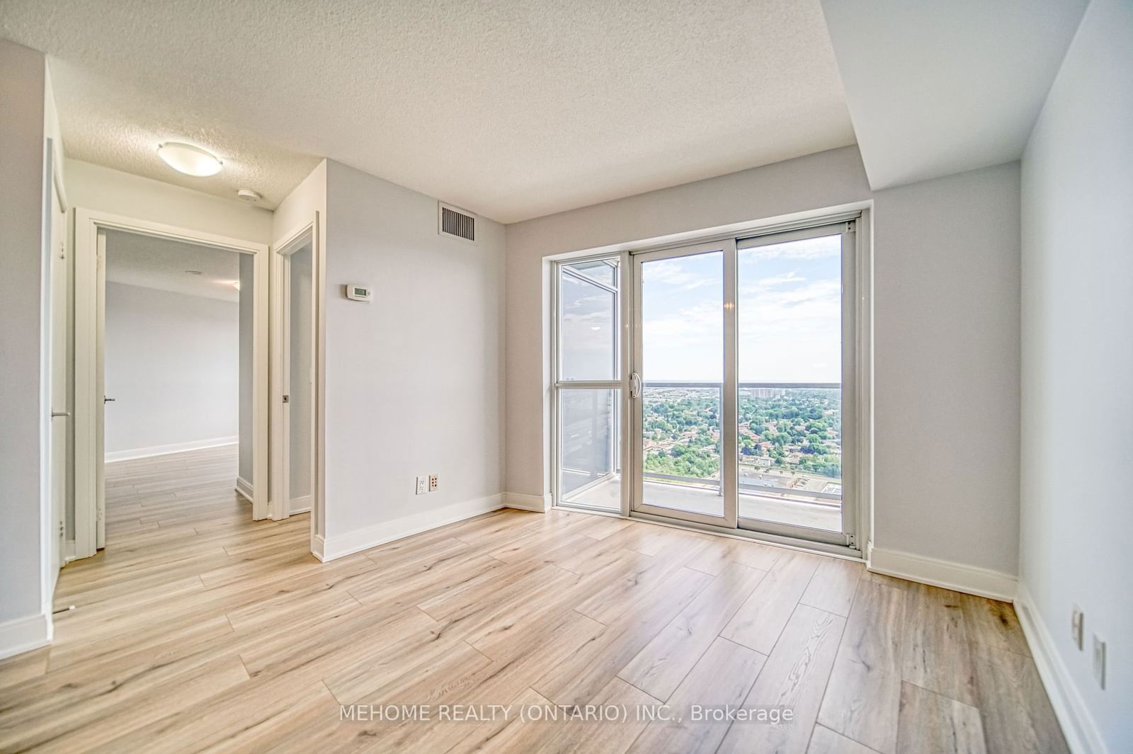 135 Village Green Sq, unit 3525 for sale