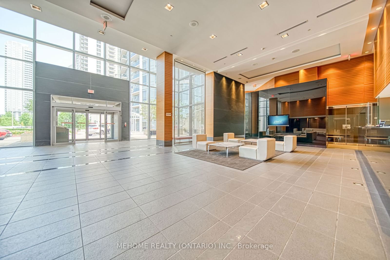 135 Village Green Sq, unit 3525 for sale - image #6