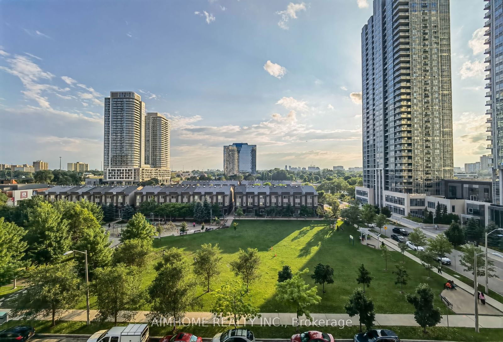 181 Village Green Sq, unit 716 for sale - image #14