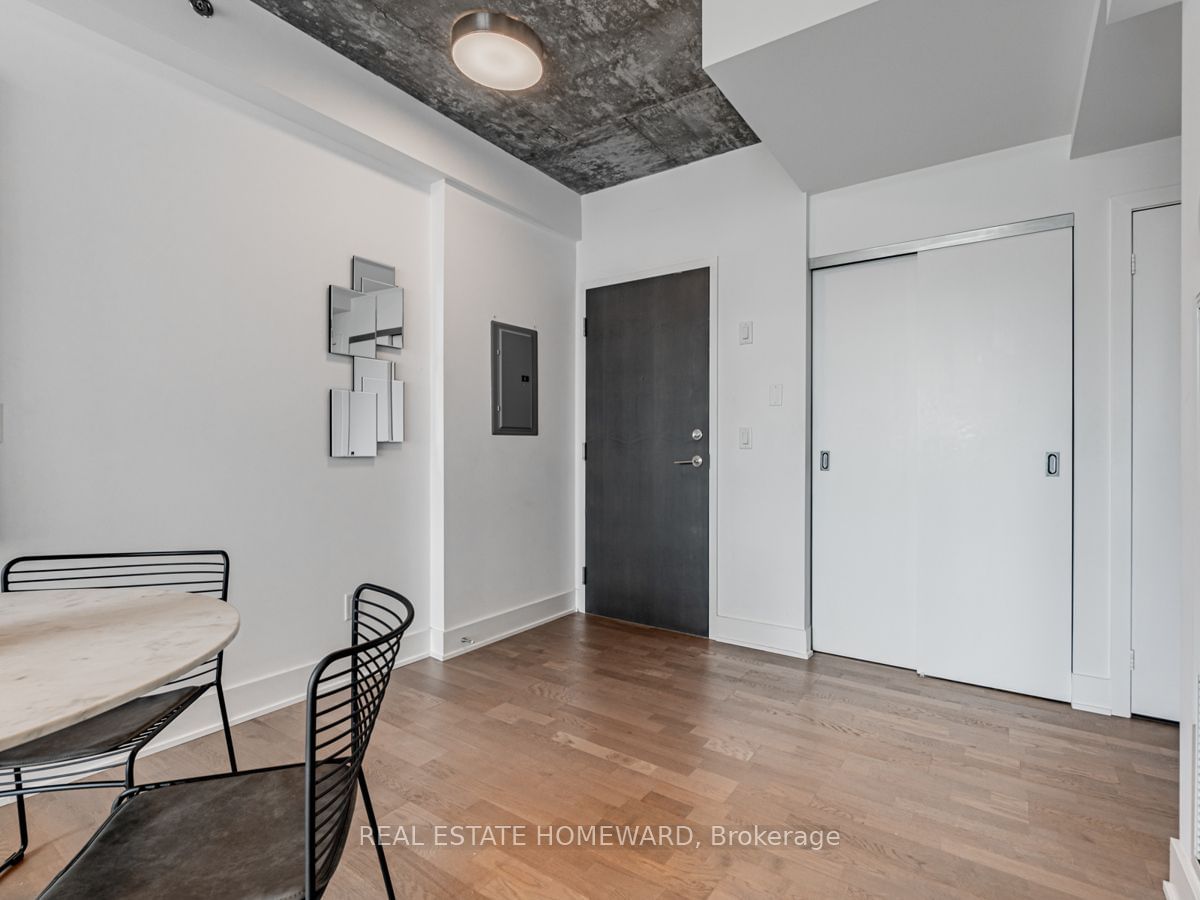 630 Queen St E, unit 403 for sale - image #2