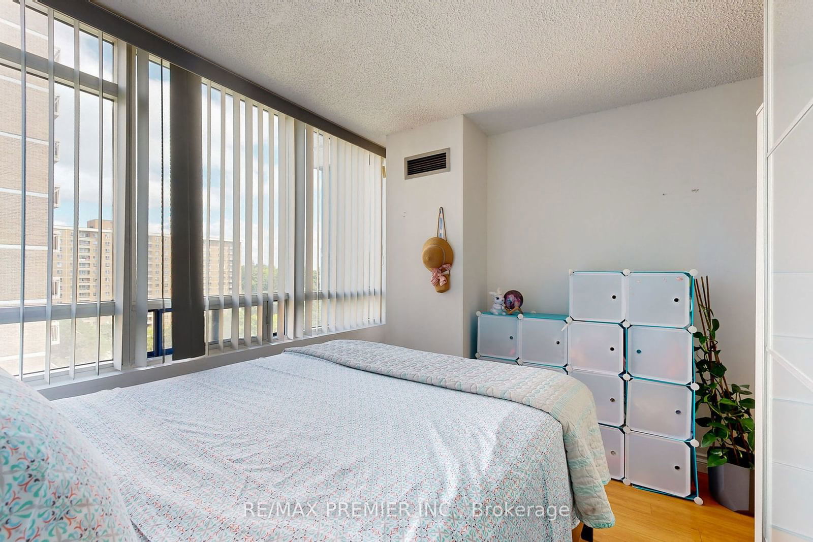 3050 Ellesmere Rd N, unit 1218 for sale - image #29